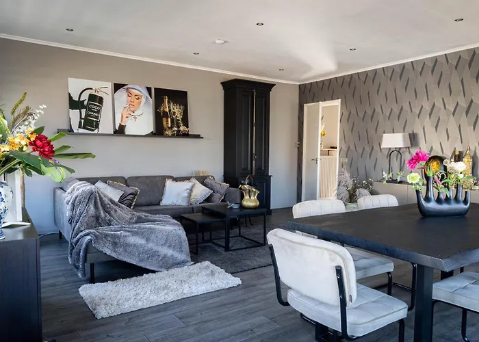 Apartment Mart9 Loft Zevenbergen